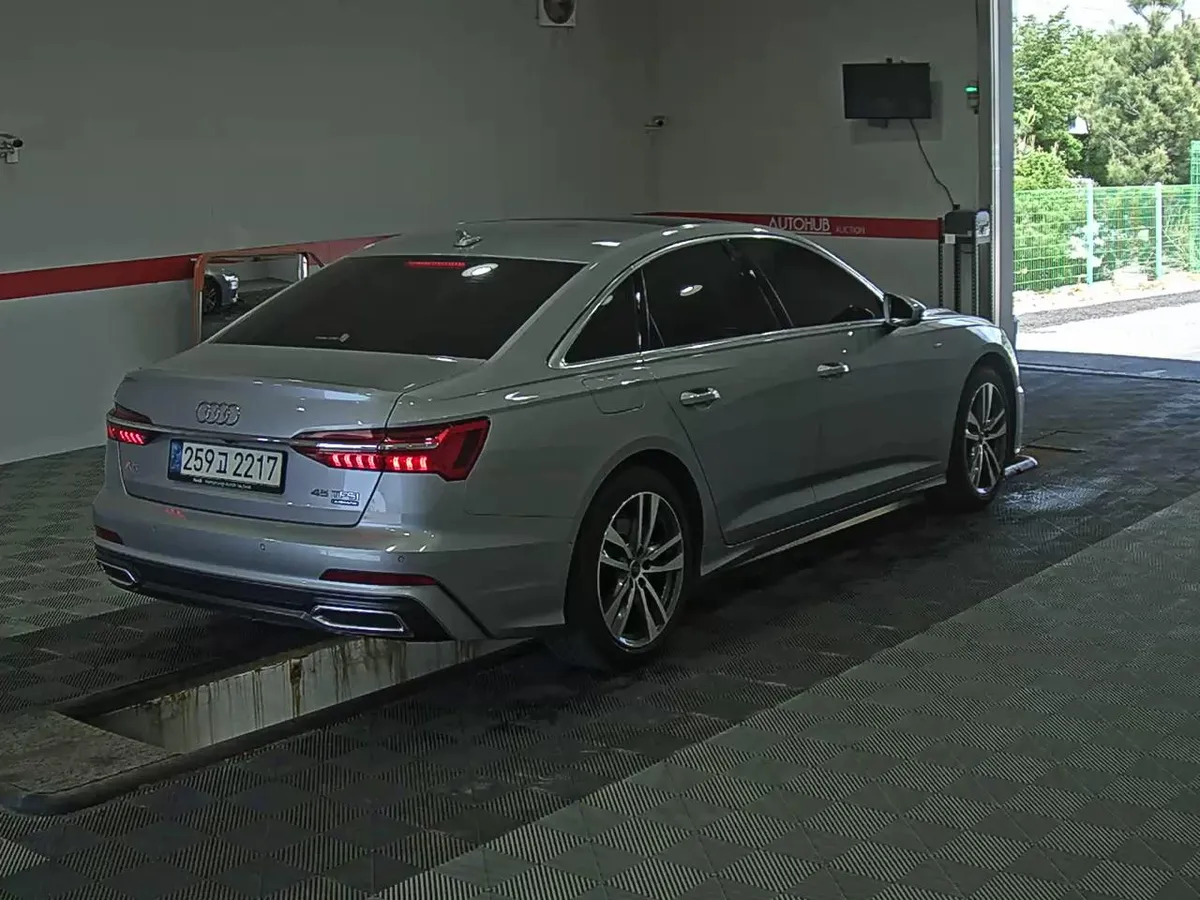 AUDI A6 PREMIUM 2022
