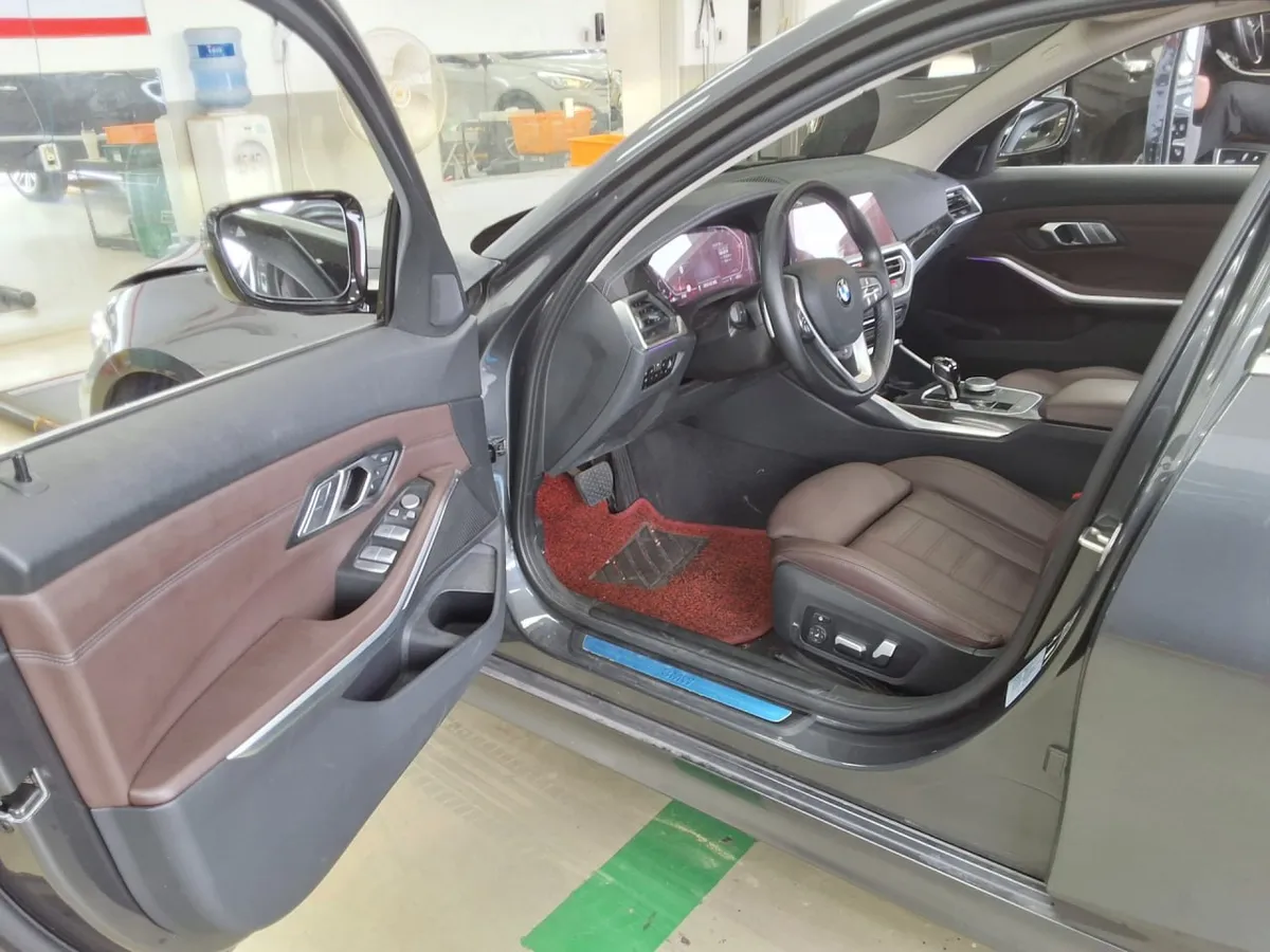 BMW 320D LUXURY 2022