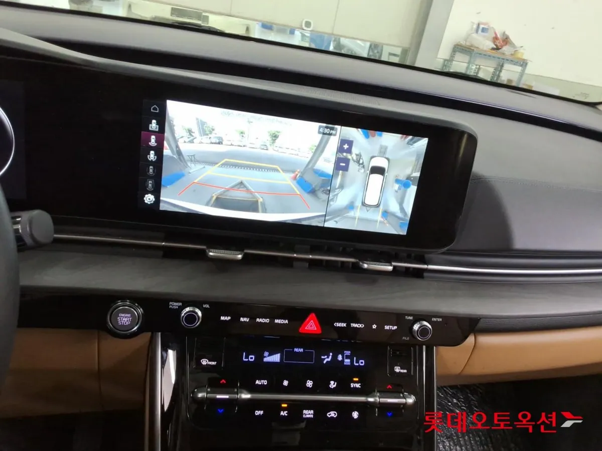 KIA CARNIVAL NOBLESSE 2022