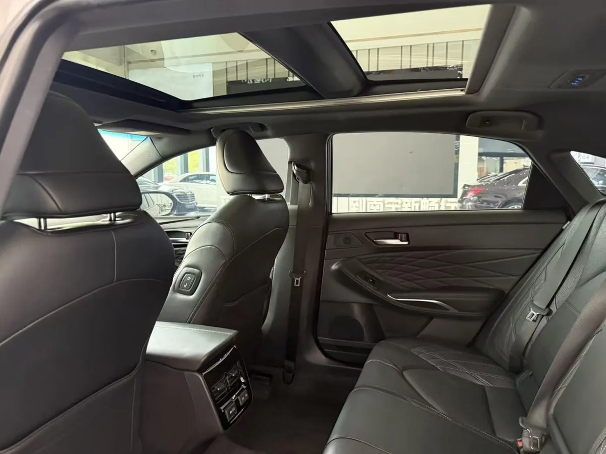 TOYOTA AVALON PREMIUM 2022