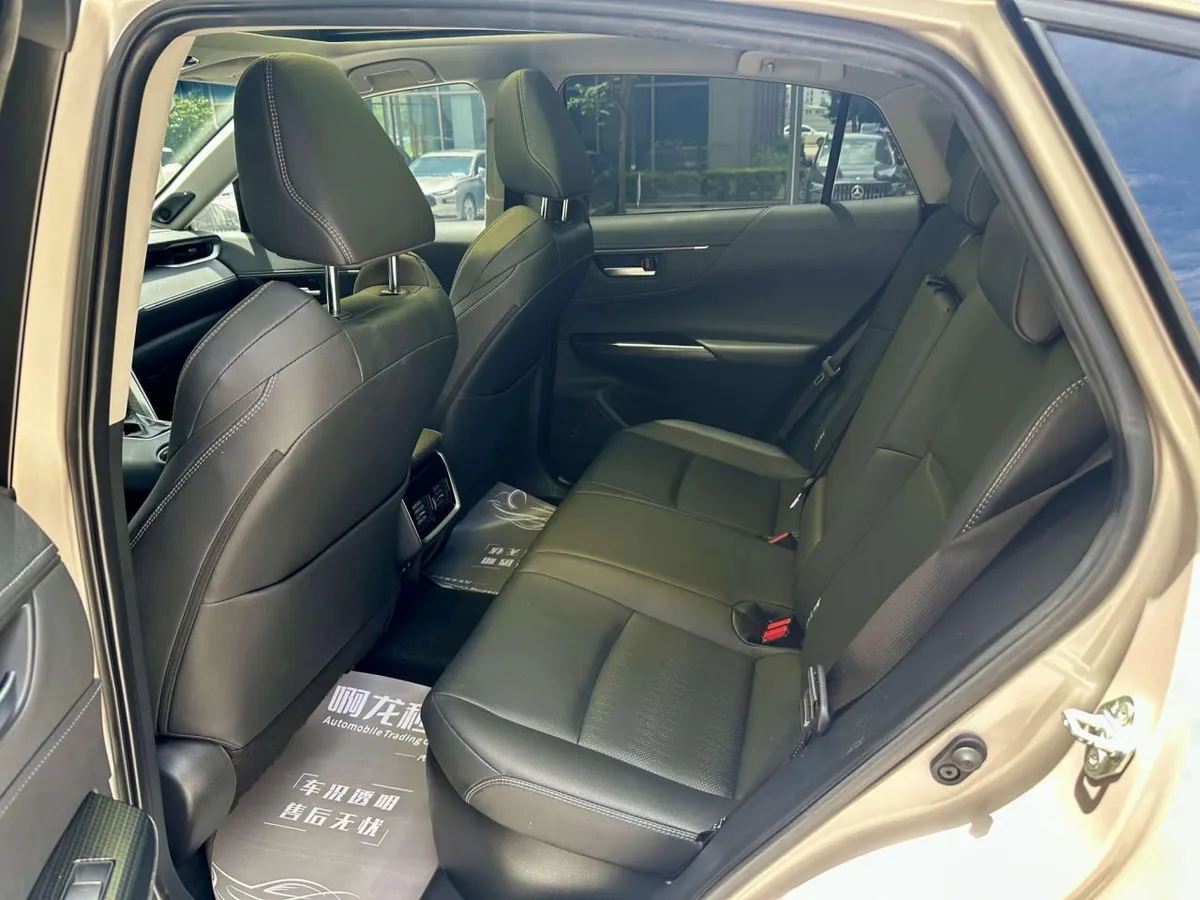 TOYOTA VENZA SUPREME VENZA HYBRID AWD SUPREME 2022