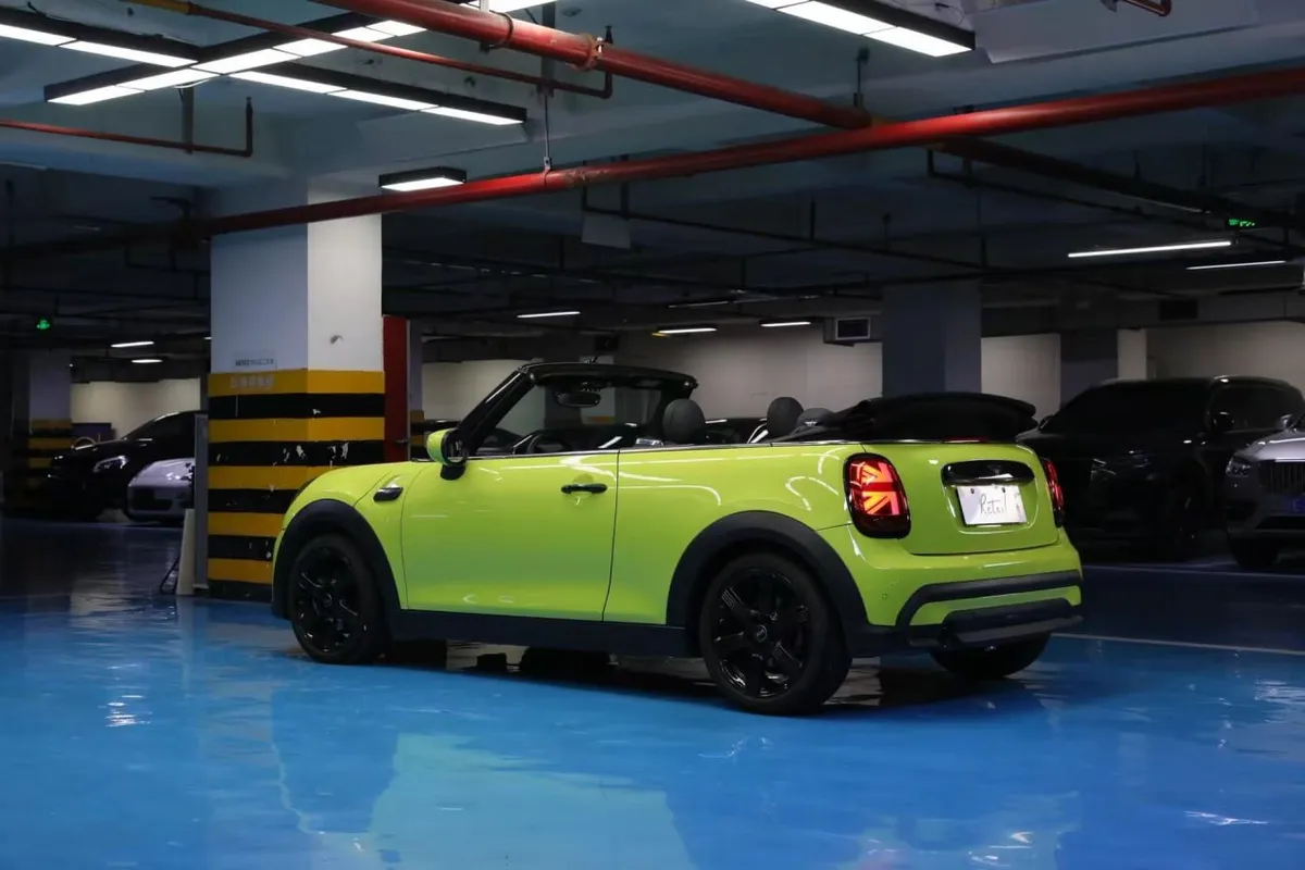 MINI CABRIO ARTIST 2023