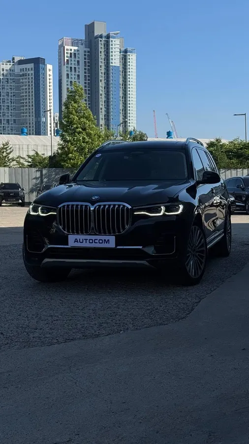 BMW X7 2022