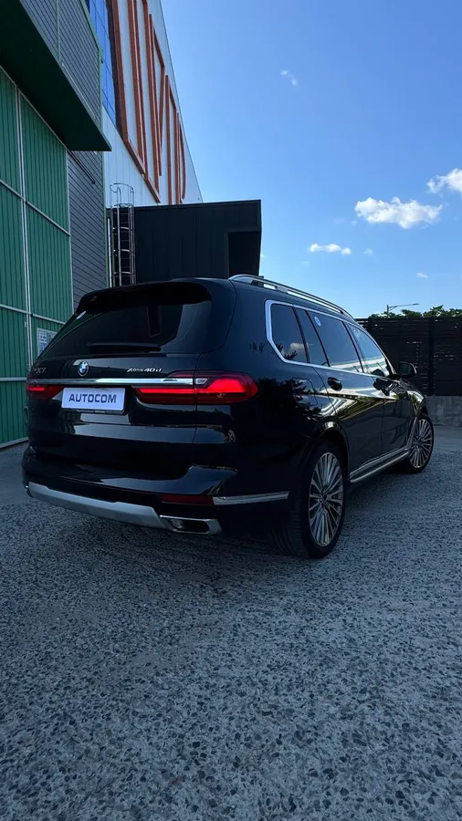 BMW X7 2022