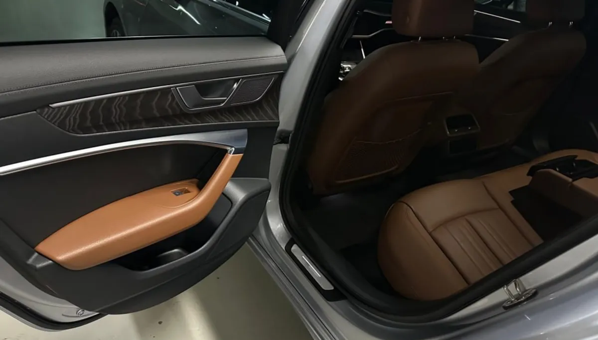 AUDI A6 2022