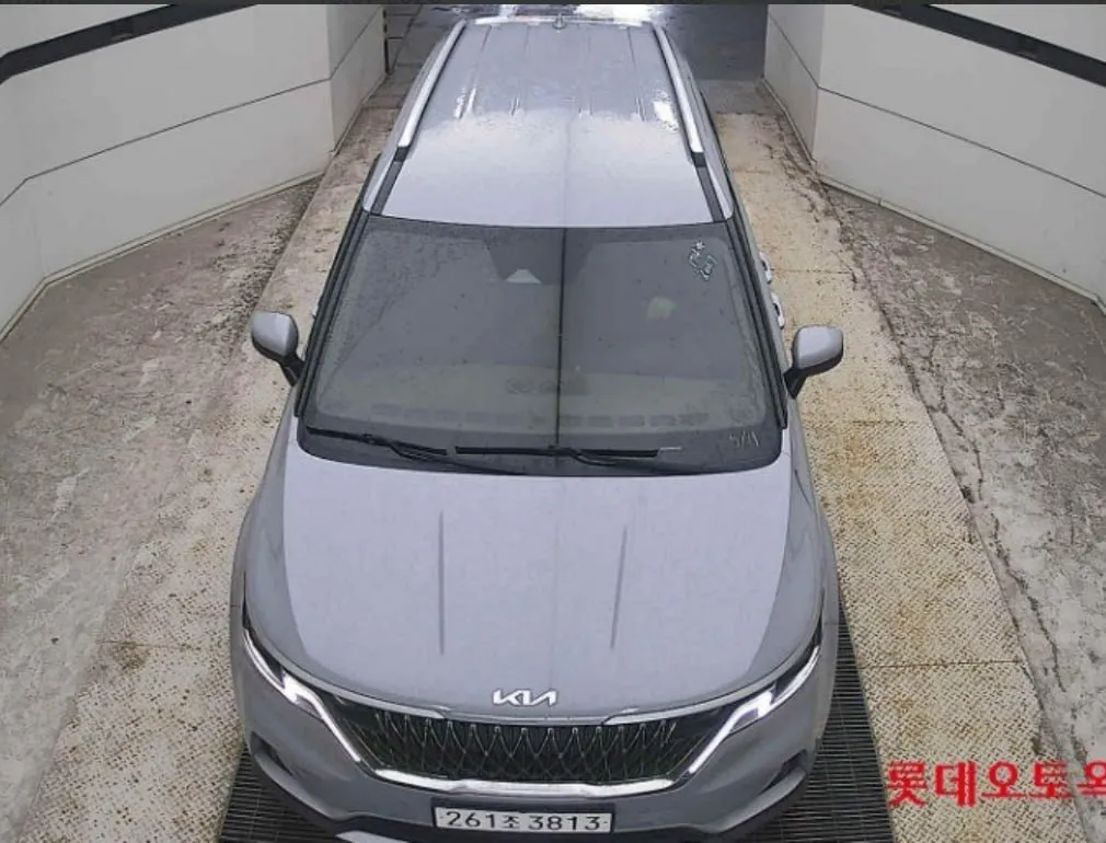 KIA CARNIVAL 2023