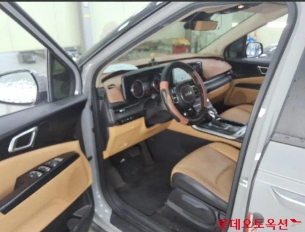 KIA CARNIVAL 2023