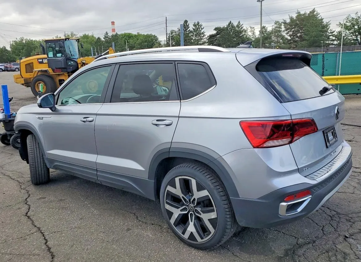 VOLKSWAGEN TAOS SEL 2022
