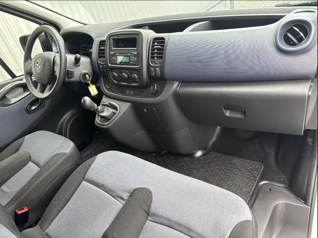 OPEL VIVARO COMBI 2019