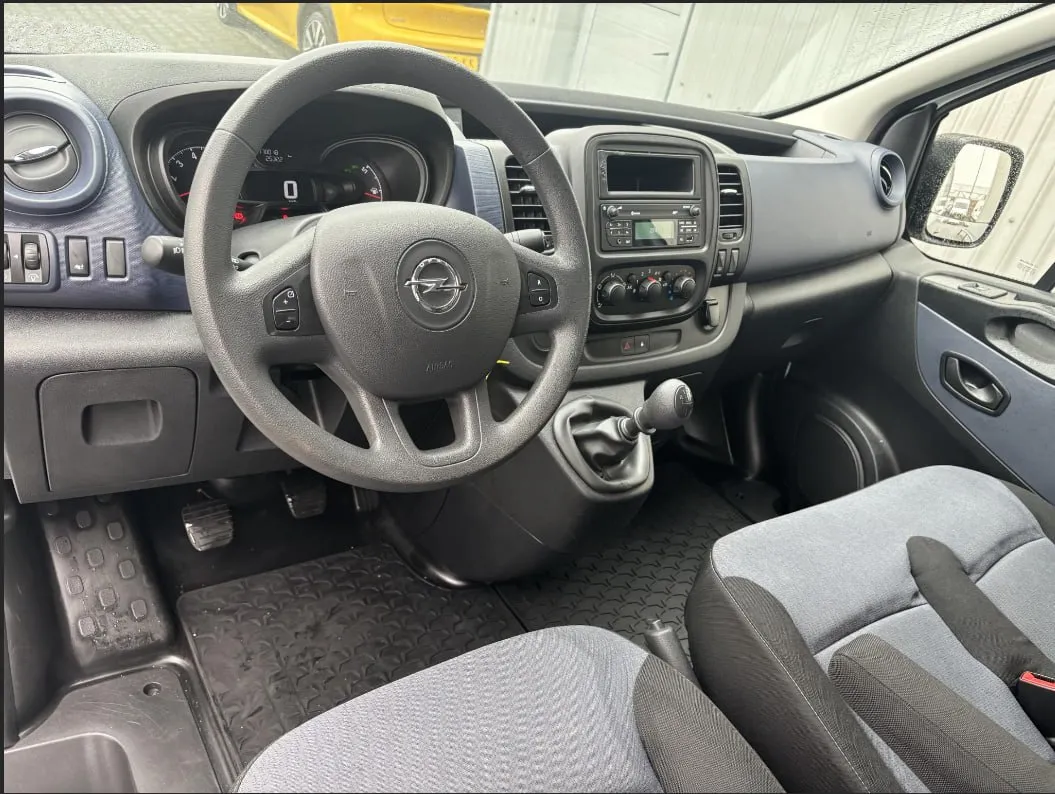 OPEL VIVARO COMBI 2019