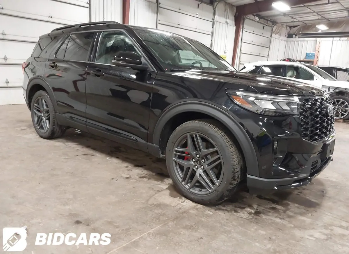 FORD EXPLORER ST 2025