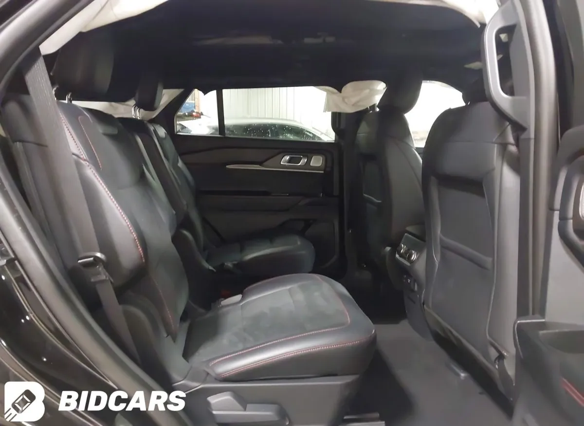 FORD EXPLORER ST 2025