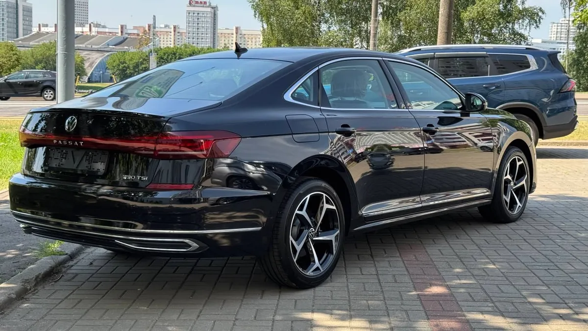 VOLKSWAGEN PASSAT OUTSTANDING 2024