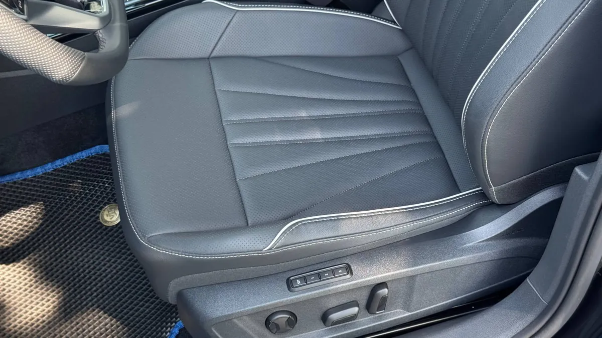 VOLKSWAGEN PASSAT OUTSTANDING 2024