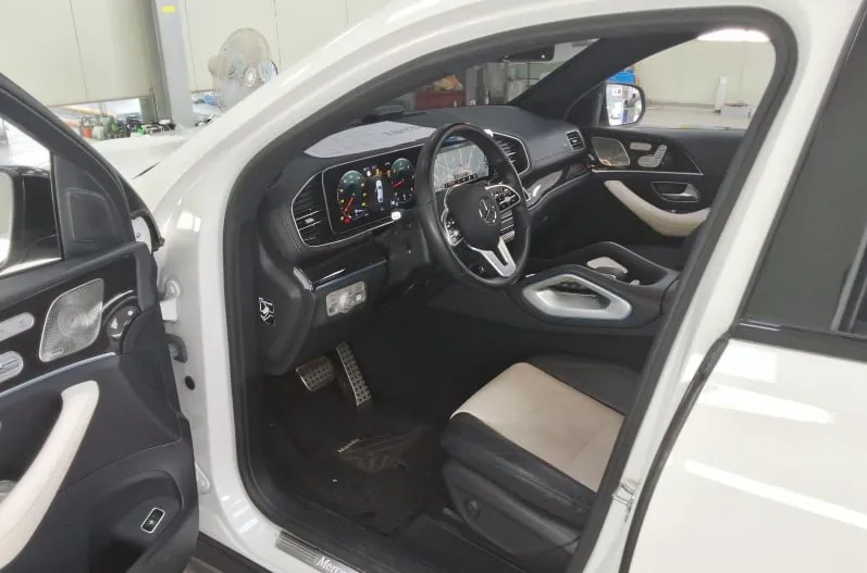 MERCEDES-BENZ GLE 400D 2022