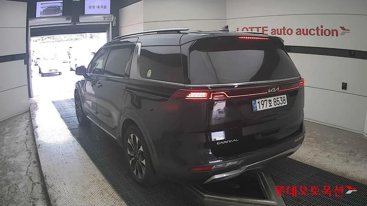 KIA CARNIVAL 2022
