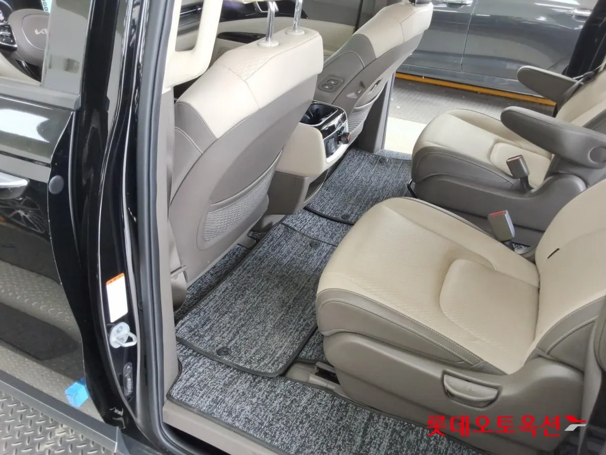 KIA CARNIVAL 2022