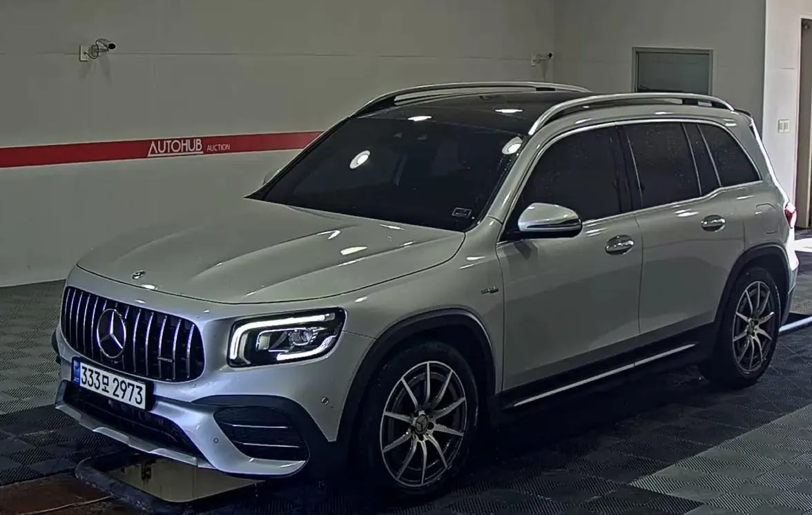 MERCEDES-BENZ GLB ПОДОГРЕВ И ПРИВОД ПЕРЕДНИХ СИДЕНИЙ И РУЛЯ 2022