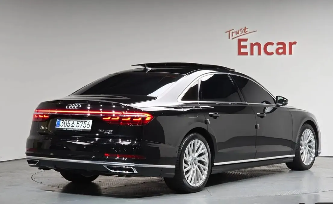 AUDI A8 D5 55 TFSI 2020