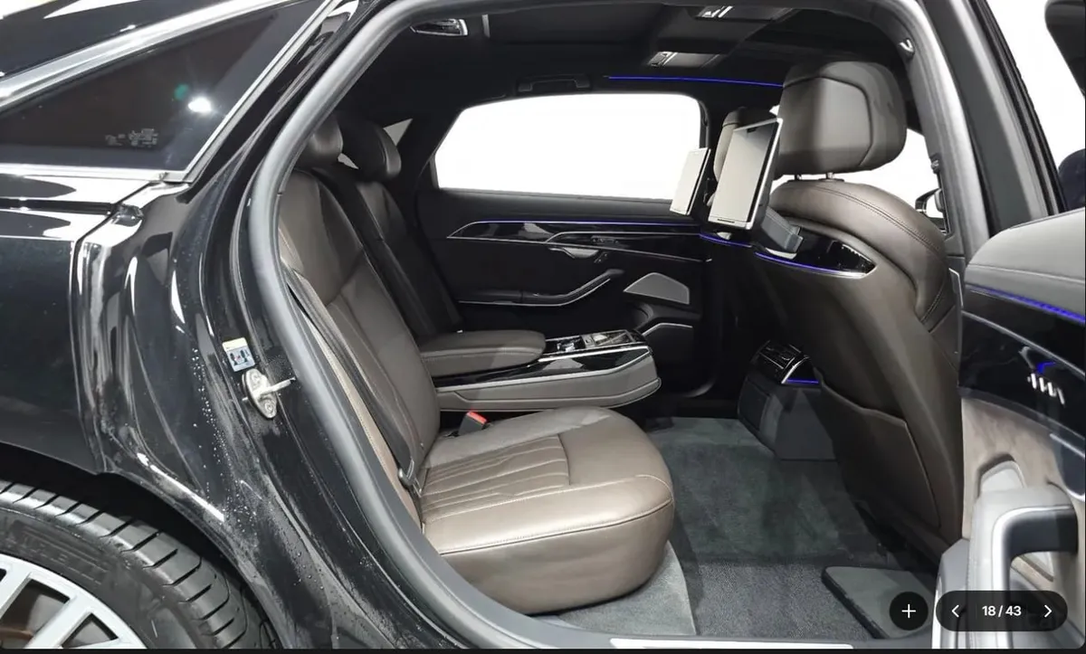 AUDI A8 D5 55 TFSI 2020