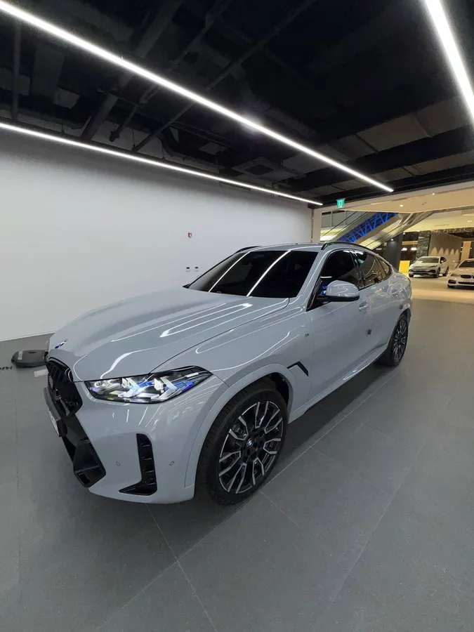 BMW X6 G06 XDRIVE40I M 2023