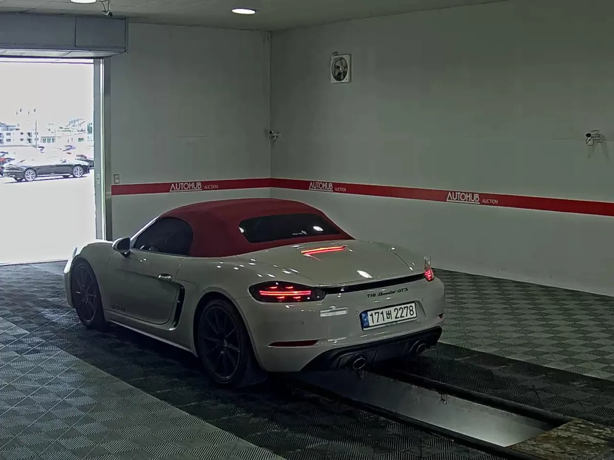 PORSCHE BOXSTER 2022