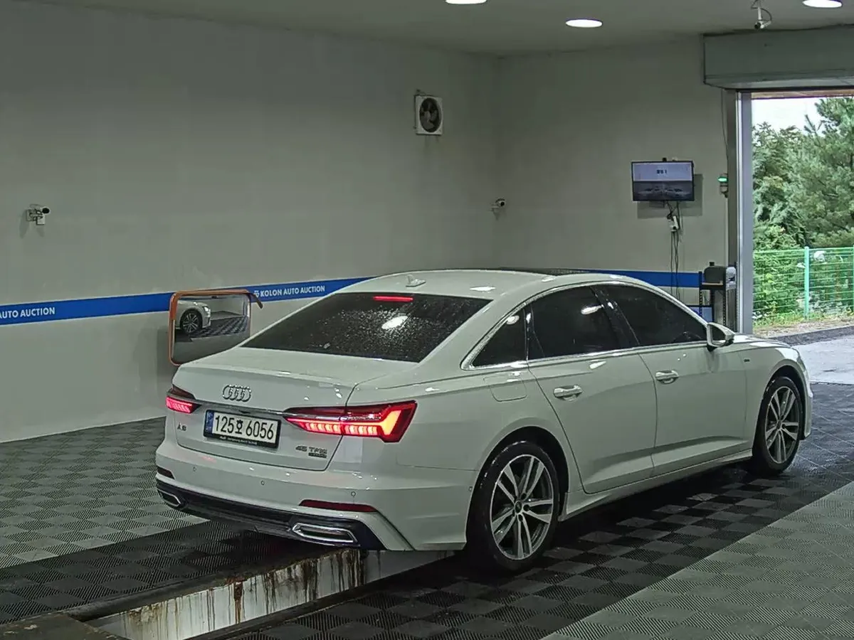AUDI A6C8 45 TFSI QUATTRO 2022
