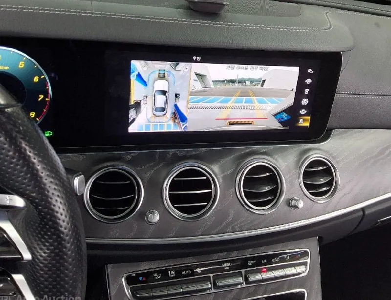 MERCEDES-BENZ E350 4MATIC AMG LINE 2022