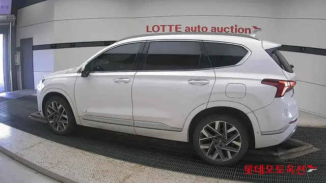 HYUNDAI SANTA FE CALLIGRAPHY 2WD 2025