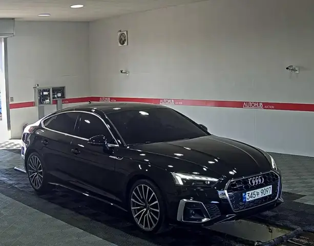 AUDI A5 40TFSI QUATTRO SPORTBACK 2025