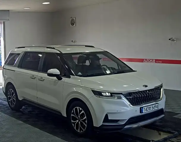 KIA CARNIVAL PRESTIGE 9 2025