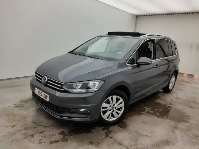 VOLKSWAGEN TOURAN 2020
