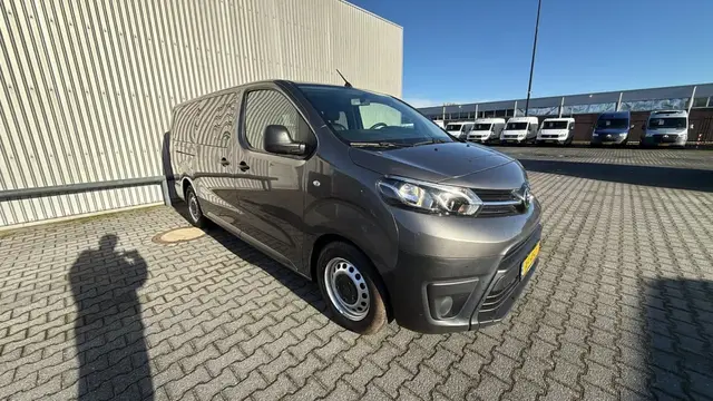 TOYOTA PROACE 2019
