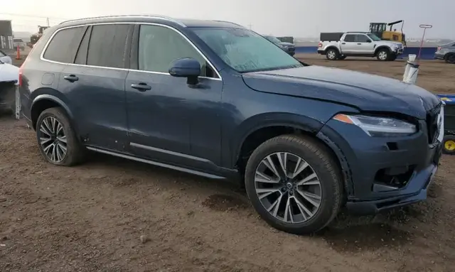 VOLVO XC90 2021