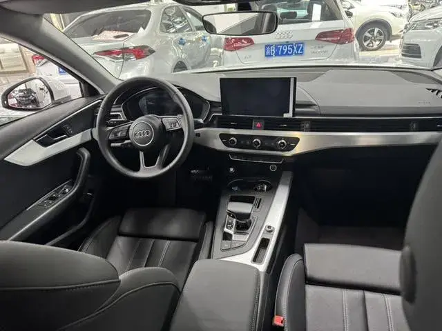 AUDI A4L B9 40 TFSI 2021