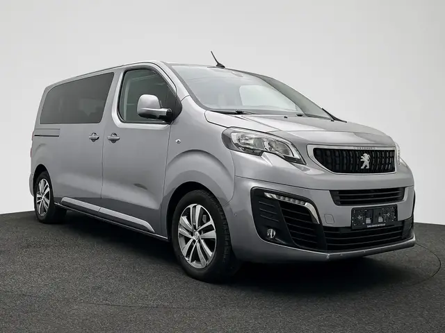 PEUGEOT TRAVELLER L2 2020