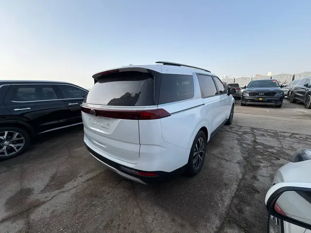 KIA CARNIVAL PRESTIGE 9 2021