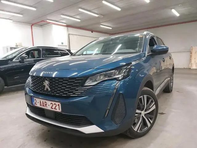 PEUGEOT 5008 2021