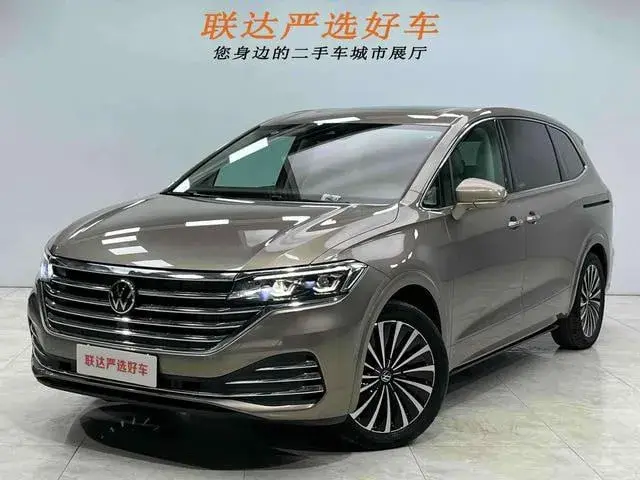 VOLKSWAGEN VILORAN 380TSI PREMIUM 2022