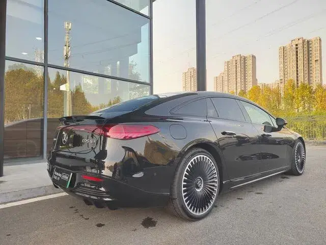 MERCEDES-BENZ EQS AMG 53 4MATIC 2022