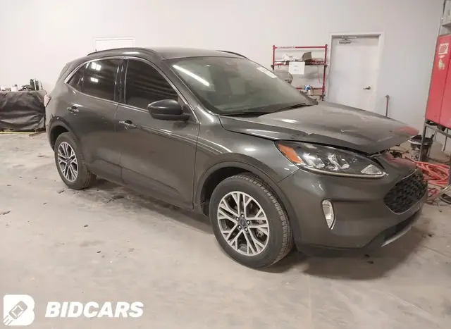 FORD ESCAPE 2020