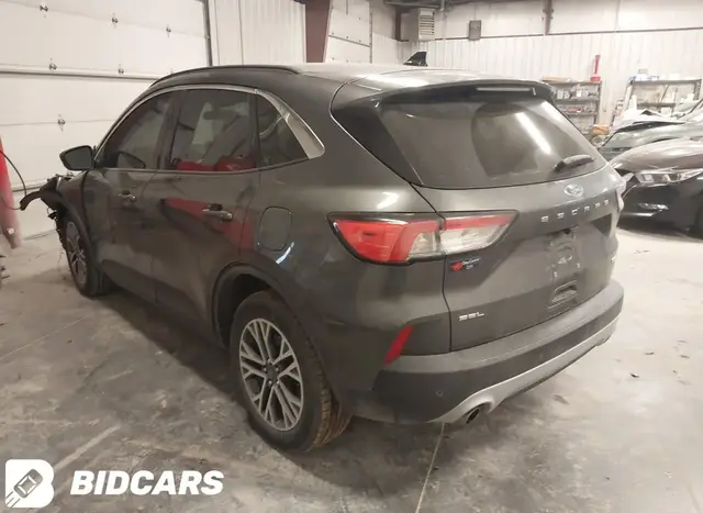 FORD ESCAPE 2020