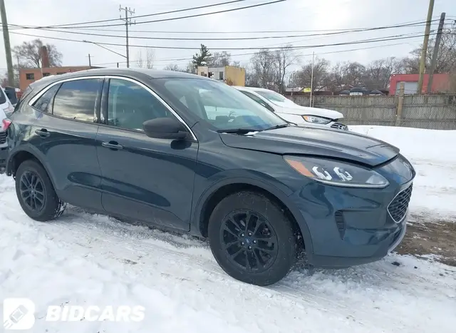 FORD ESCAPE 2022