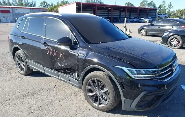VOLKSWAGEN TIGUAN 2024