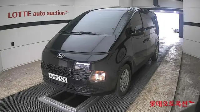 HYUNDAI STARIA TOURER 9 2026