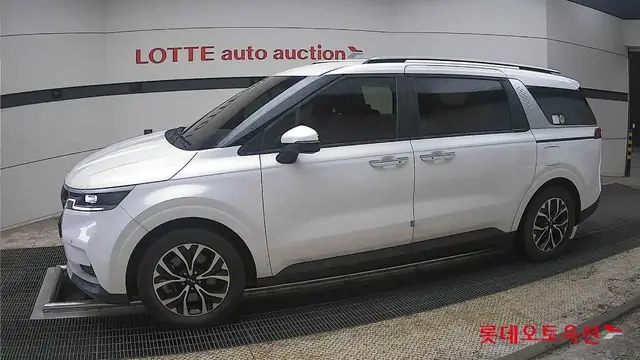 KIA CARNIVAL PRESTIGE 9 2026