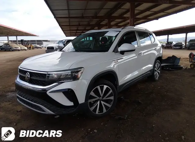 VOLKSWAGEN TAOS 2022