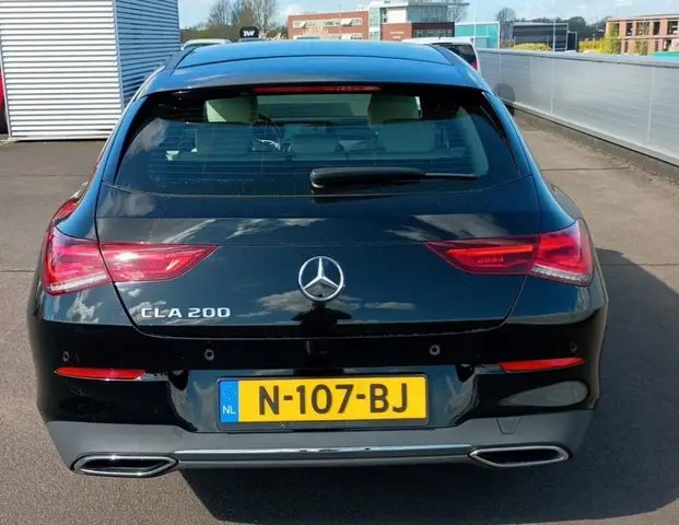 MERCEDES-BENZ CLA 200 LUXURY 2021