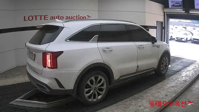 KIA SORENTO 2WD NOBLESSE 2022