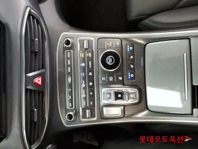 HYUNDAI SANTA FE 2WD 2022